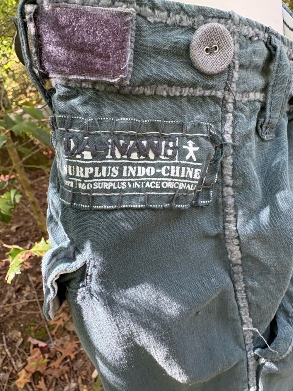 Da-Nang Women's Cargo Capris in Slate Teal - Picture 5 of 9